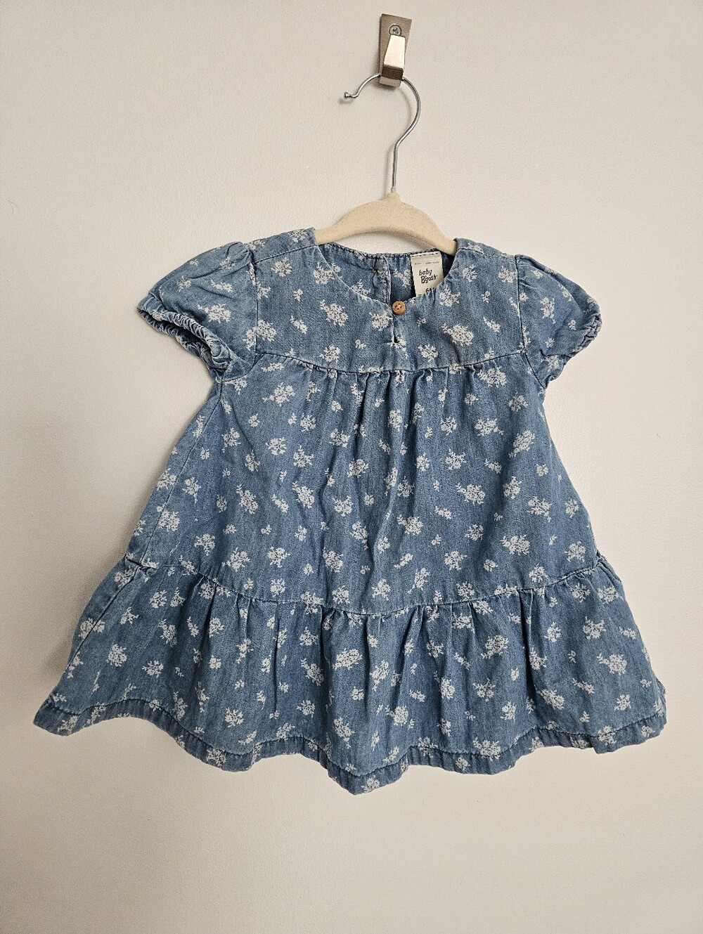 🧸2/20$ OshKosh B'gosh 6M Light Blue Floral Tiered Cotton Dress Denim Baby Girl